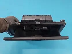 Hansikaslokero OEM IMPRK1553057 Land Rover Range Evoque