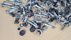 OEM HYUNDAI TUCSON IV 24r Kori & Jousitus Ruuvit 12kg