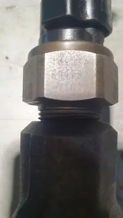 Inspuitrail OEM 6120 voor Toyota Avensis Estate 2.2L diesel