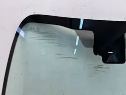 OYT24983 framruta med radarsensor 2022