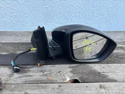 Specchio destro 14 10+4 pin PEUGEOT 2008 II 19- OEM 98271326XT