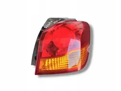 Luz trasera derecha Mitsubishi ASX 2011 8330A690