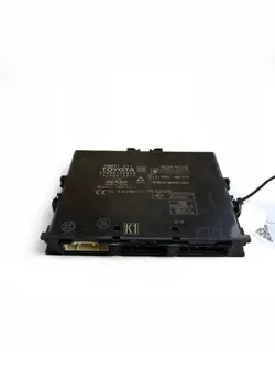 Toyota Avaimeton Käynnistysohjain OEM 8999060430
