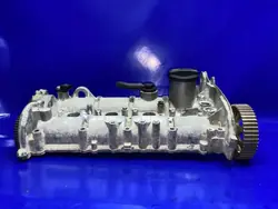 Venttiilikansi OEM 04E103475AM VW Golf VII 1.2 TSI