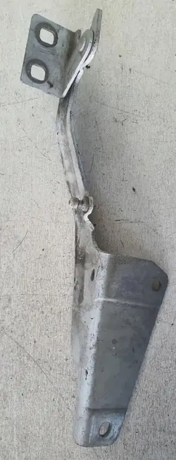 Dobradiça capô direito OEM 654005382R Renault Kangoo