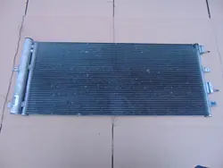 Ford OE HG9H-19710-CA Ilmastointijäähdytin