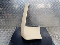 Tesla Model S Pilaripäällyste OEM Wrakowisko-13562- Etu Oikea