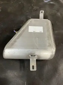 Porsche Ilmasäiliö OEM 4M0616203E - Käytetty