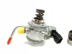 Pompe à carburant VOLVO V40 II 2.0 T2 31392104