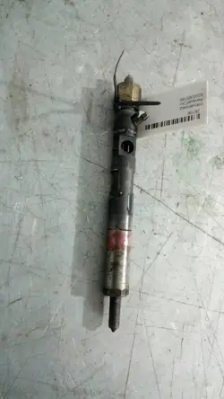 Renault Clio Insprutare OEM 8200365186 - Begagnad