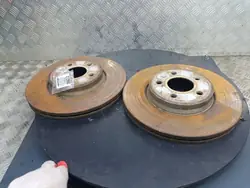 Disques de frein avant OEM Wrakowisko-12683- 312mm