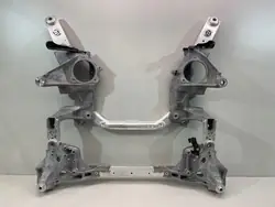 BMW Moottorituki OEM 6887340 M5/M8 xDrive