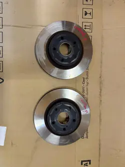 Fram bromsskiva OEM CUN32 för Toyota Corolla Cross