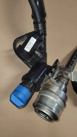 Tuyau de remplissage AdBlue réservoir Mercedes GLA H247 OEM