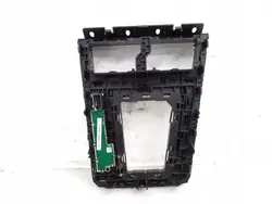 Skoda Octavia Mk3 vaihteenvalitsimen runko OEM 5e2713203ad