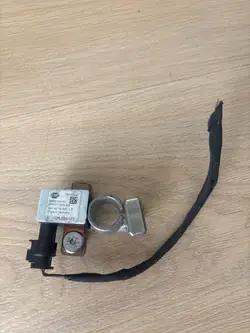 Terminal negativo Tesla Model S OEM 10R036177