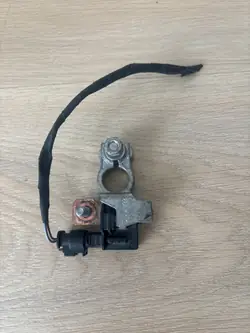 Pince borne négative Tesla Model S OEM 10R036177