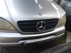Grill Mercedes W163 ML