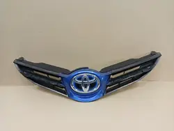 Grill Toyota Auris II 12-15R