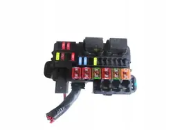 Caixa de fusíveis OEM 826166A para Opel Mokka A 1.7 CDTI