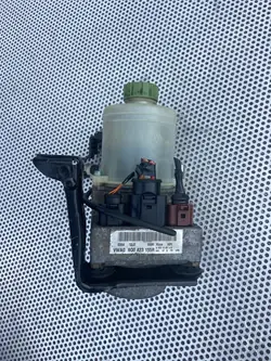 Bomba de direção assistida VW KOYO POLO IV FABIA IBIZA OEM