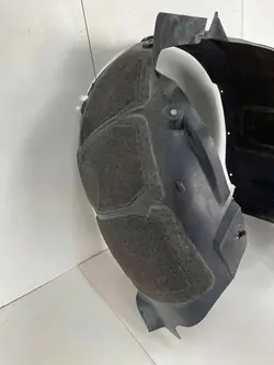 Vasen etupyörän kaari Opel Astra J 2012