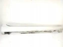 OEM 397905 Faldón derecho para Volvo V40 II