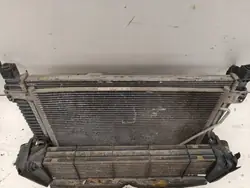Radiateur Mercedes W203 1.8 Essence OEM CYX161