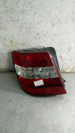 Luz trasera derecha Fiat Stilo 46758988