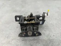Mercedes takaluukun kahva OEM A1687400793 - Käytetty