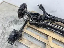 Poutre suspension arrière VW Tiguan II OEM MMAUTKO-27767