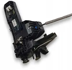 Suporte de maçaneta dianteira direita Infiniti Q30 QX30 OEM