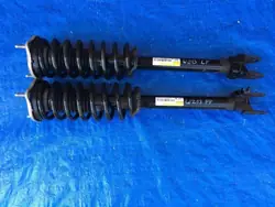 Mercedes W213 Voorste Schokdemper OEM A2133202013 - Gebruikt