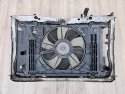 TOYOTA COROLLA E15 1.6 CHŁODNICA WENTYLATOR PAS RAMKA 1F7