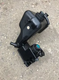 Mercedes W215 öljysäiliö - Käytetty OEM-osa