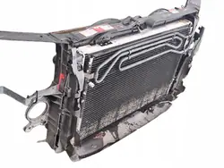 AUDI A8 D2 3.7 4.2 Support Radiateur Avant 4D0805571M