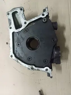Pompe à huile d'occasion OEM 905086605 pour Renault Clio III 1.2