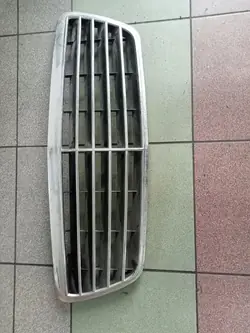 Griglia DO MERCEDES BENZ E-CLASS W210 1999-2002 A2108800683