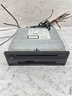VW CD-vaihtaja OEM 5G0035820A Golf VII 1.6L