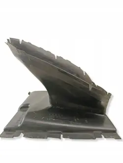Audi SQ7 Ladeluftkühler Luftführung OEM 4M0145334