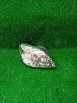 Reflector derecho Kia Rio II 06-10 OEM 921021G020