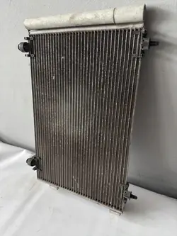 Radiateur de climatisation Peugeot 3008 2009-16 HELLA