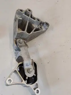 MERCEDES W176 Soporte de Motor A2462401109 A2462400809