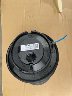Mola pneumática traseira direita OEM 4M4616002E