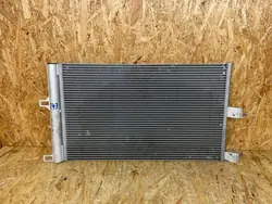 Tesla Model 3 AC-kondensor OEM 1077083-00-B 2017-