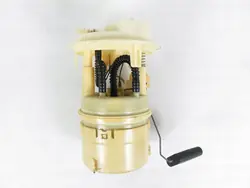 POLTTOAINEPUMPPU CITROEN C8 2.2 BENSIINI 09732009902