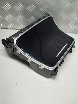 Mercedes C W205 Tuhkakuppi OEM A2056800210 Käytetty