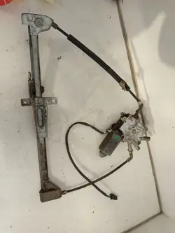 OEM 893839801B Vänster Framruta Regulator Audi 80 B4