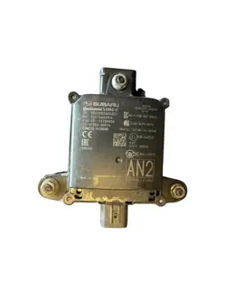 Höger dödvinkelradarsensor OEM 87611AN00C