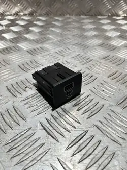 USB-Anschluss Ford Kuga Focus NX7T-14F014-AD